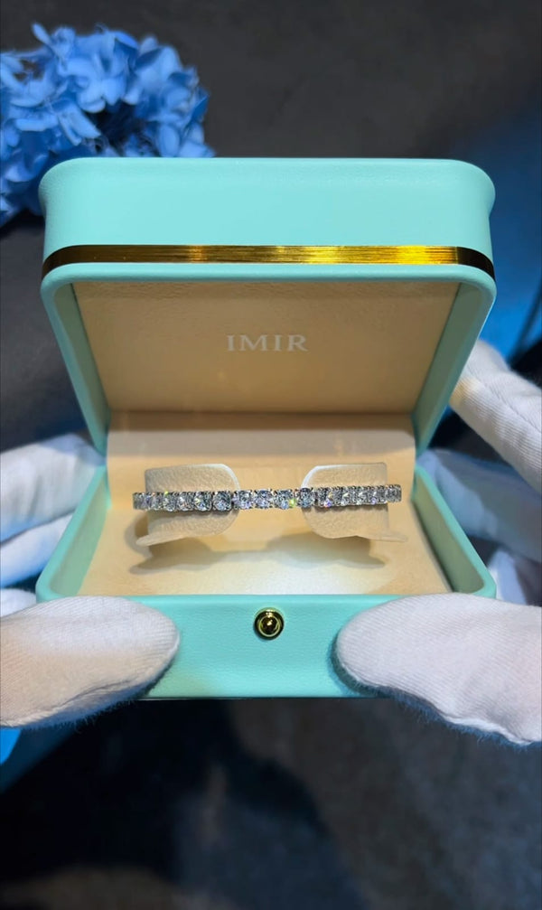 Premium Radiant Glow Essential Everyday Sparkle Bracelet