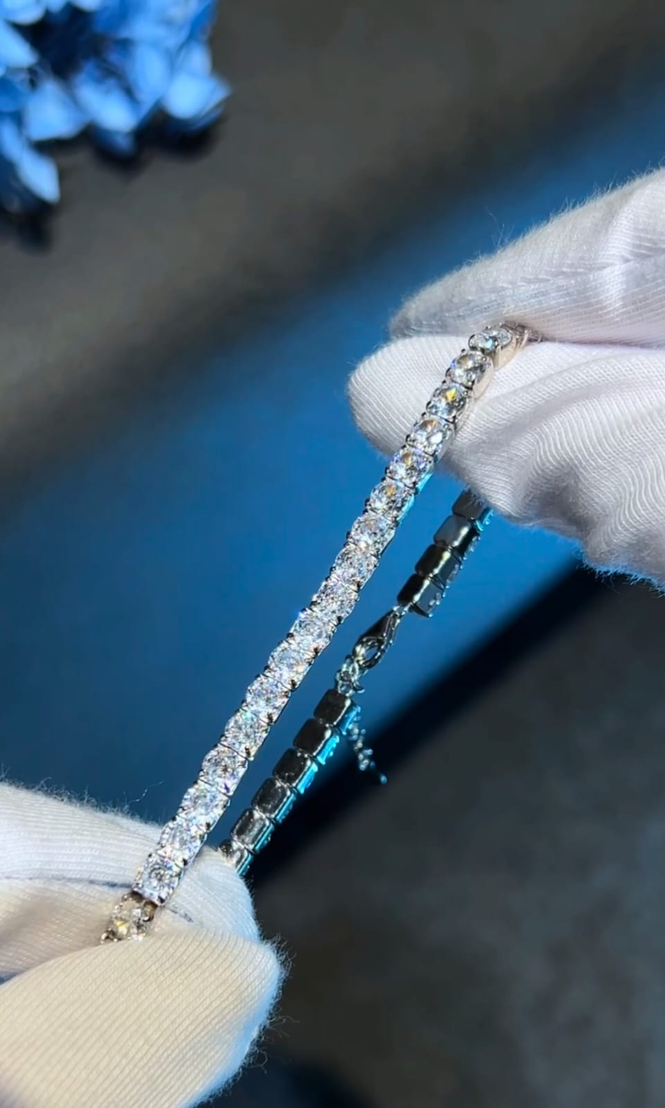 Premium Radiant Glow Essential Everyday Sparkle Bracelet